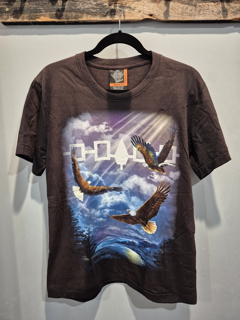 Vintage 1990s Rock Eagle Classic "Haudenosaunee Eagles" Graphic T-Shirt Medium